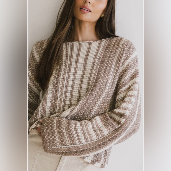 bohme Sweaters - Bohme women’s size small oversize round neck, long sleeve knit sweater